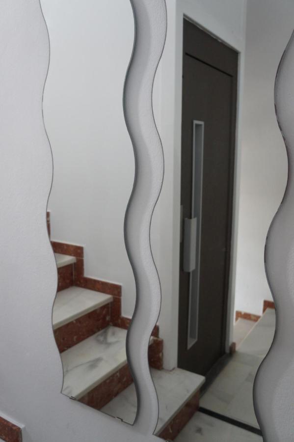 קוניל דה לה פרונטרה Hostal La Conilena מראה חיצוני תמונה